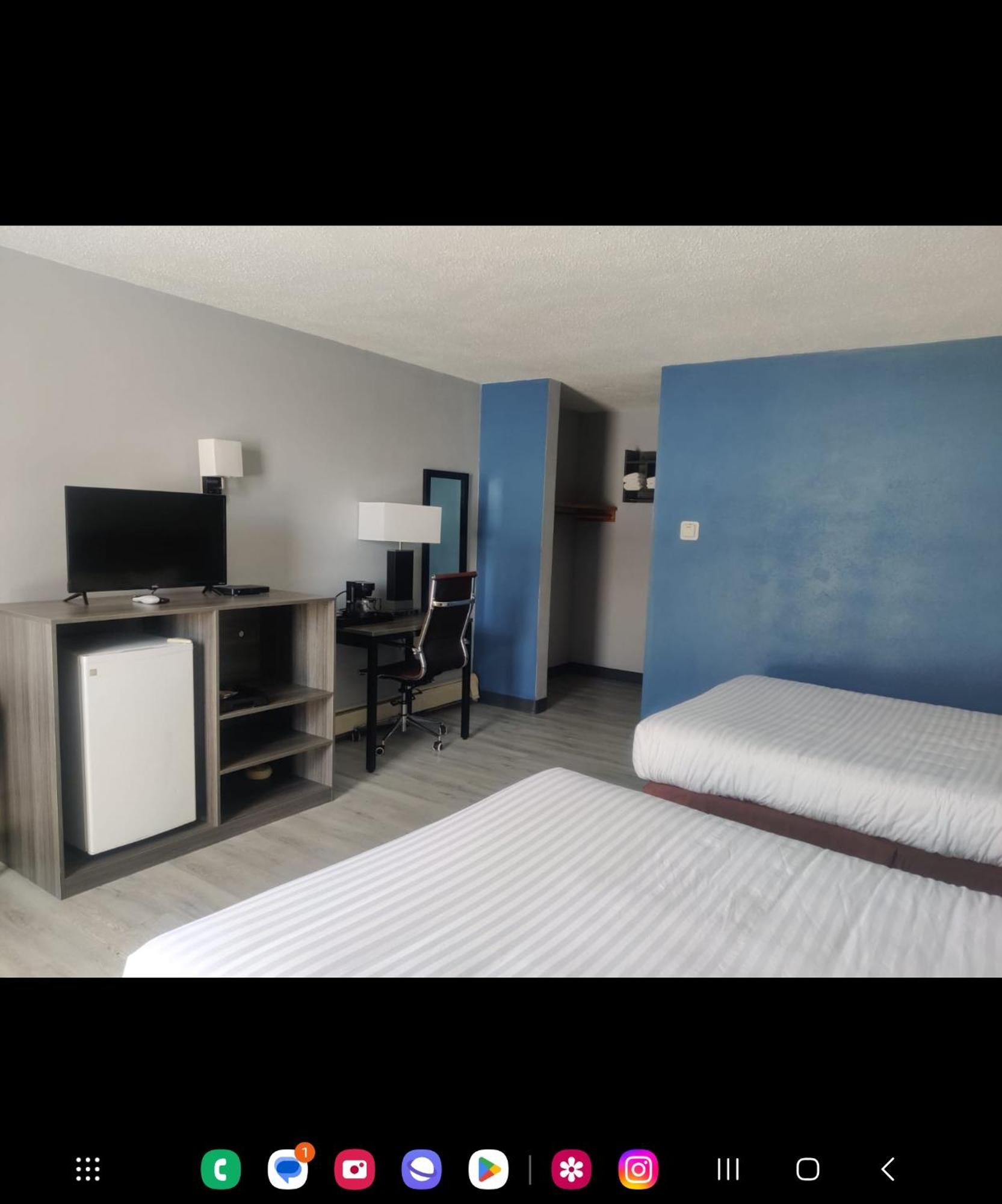 Super 8 By Wyndham Hayward Wi Motel Buitenkant foto