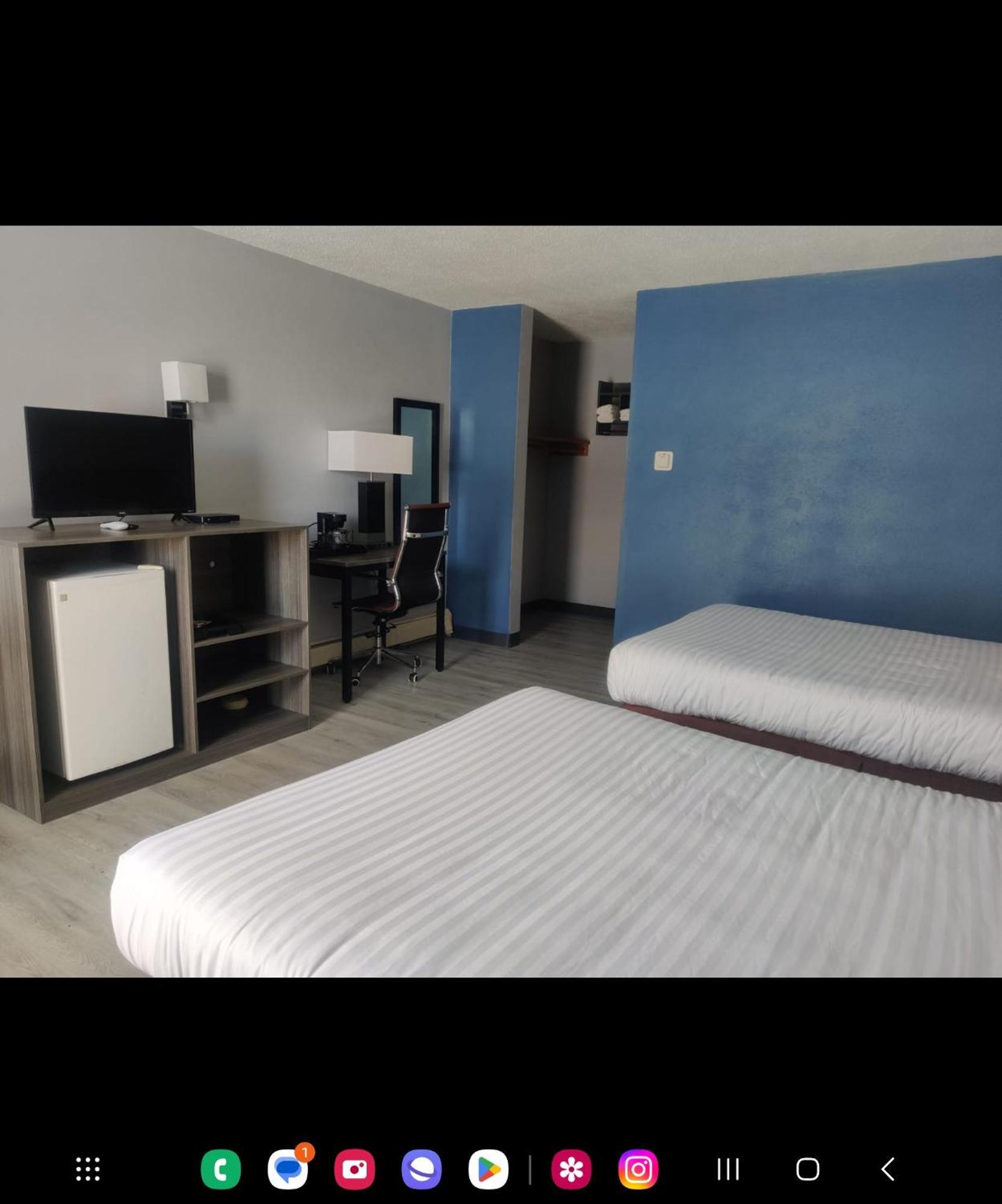 Super 8 By Wyndham Hayward Wi Motel Buitenkant foto